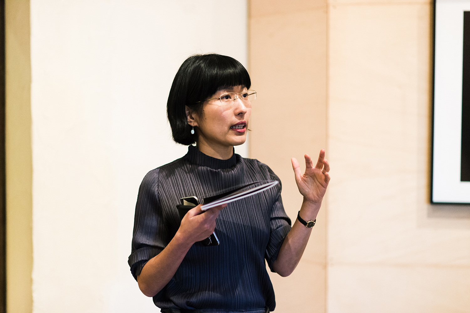 Photo: Junpei Kawasaki | Web Creator Junpei Kawasaki 00 Parel Silhouet Kumi